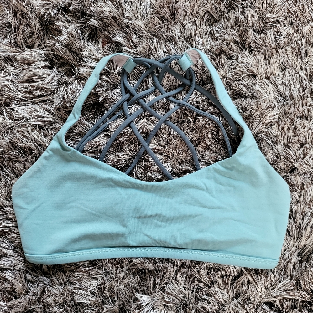 Lululemon bra